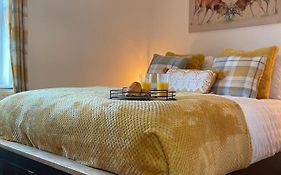 Cosy Cottage On Bernards Hill By Shire Stays